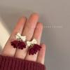 Brincos de Amor de Arco Vermelho Reunindo Brincos Femininos Moda Outono e Inverno Cyber Celebridade Elegante Brincos de Todos os Brincos de Sentido Avançado do Ano Novo Chinês
