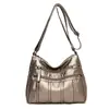 Bolsa Feminina Fashion Versátil Bolsa de Ombro Multicolorida Multibolsos PU Macio Lavável Bolsa para Mãe Leve Tendência Bolsa Transversal para Mulheres