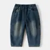 Pantalones de Mezclilla para Niños 2025 Invierno Nuevo Estilo Niño Carta Color Sólido Forro Polar Engrosado Pantalones de Mezclilla Modernos