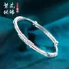 Pulsera Floral para Mujer, Diseño Único, Sólida, Ajustable de Empuje y Tirón, Regalo de Cumpleaños Perfecto para una Amiga