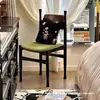 Silla de comedor retro estilo francés, silla de madera maciza verde con un toque de alta gama, tocador con respaldo, silla para mesa de comedor de sala de estar