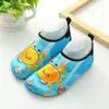 Zapatos y calcetines de playa para niños con dibujos animados, para exteriores, para vadear, nadar y hacer snorkel.