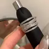 Anillo de Zirconia Multicapa Exquisito de Lujo Ligero Versátil Anillo de Dedo Simple de Estilo Neutro Nicho de Gama Alta Producto Nuevo Pulsera