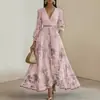 Vestido de Festa Estampado Popular Europeu e Americano para Exportação Feminina 2025 Elegante de Comprimento Médio com Decote em V Saia Feminina