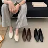 Elegantes zapatos Mary Jane poco profundos de punta cuadrada estilo francés para mujer, nuevo modelo 2026, piel suave, suela blanda, adecuados para ir al trabajo