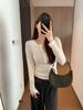 Lenzing Tencel Lana Cachemira Suave y Lisa Cuello Redondo Siete Botones Cuello Mao Hombro Derecho Camiseta Básica Otoño G091712