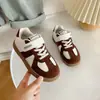 Zapatos para niños 2026 primavera y otoño, zapatillas deportivas casuales, zapatillas versátiles para adolescentes, zapatillas de entrenamiento alemanas, zapatos casuales para estudiantes