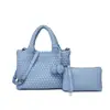 Bolso de Mano Tejido de Nicho para Mujer, Nuevo Bolso Cruzado de Hombro Casual de Cuero Suave, Bolso Tote Pequeño de Mano Moderno y Versátil
