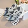 Tênis para meninas 2026 primavera novos sapatos casuais sapatos infantis sola macia sapatos de pai uso masculino sapatos de corrida resistentes ao desgaste