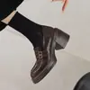 Versión de piel de vaca ~ Mocasines británicos de suela gruesa para mujer con hebilla de remache y tacón grueso, suela de plataforma, zapatos casuales sin cordones