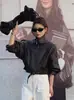 Jaqueta curta de couro feminina vintage, novo estilo primavera/outono 2026, gola alta, estilo europeu, jaqueta biker PU petite, moderna
