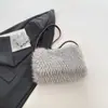 Bolso bandolera de felpa nuevo 2026, elegante y único, un bolso tote pequeño o de hombro perfecto para el trabajo y los desplazamientos, un bolso cuadrado pequeño de moda