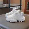 Tênis Dad Shoes Infantil Estilo Primavera e Outono Sola Macia Antiderrapante Tênis Esportivo Meninas Sola Macia Antiderrapante Meninos Calçados Casuais Calçados para Crianças de Meia-Idade e Grandes