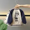 2259 Jaqueta de Baseball Masculina 2026 Nova Jaqueta Infantil Primavera e Outono Estilo Coreano Top de Primavera Masculino Tendência