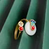 Elegante Cloisonne Xiangyun Anel de Jade Branco com Pedra de Pinho Vermelho Retro Azul Queimado Xiangyun Anel de Jade Hetian Estilo Nacional Chinês