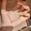 Collar Sencillo Exquisito con Colgante de Corazón de Diamante Rosa Floral Pequeño Pendientes de Botón de Piedra de Color en Forma de Corazón Pulsera Telescópica Rosa Súper Brillante para Mujer