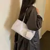 Bolso de nylon grande y simple de moda para mujer, nuevo modelo 2026, bolso de hombro ligero y versátil para el día a día, bolso de mano tote