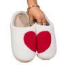 Pantuflas de algodón cálidas de una pieza con forma de corazón peludo, estilo sencillo, para otoño e invierno, de Amazon, 20 unidades