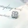 Pendientes de Aleación de Titanio F-136 de Trébol de Cuatro Hojas con Diamantes Completos Pendientes de Labio con Rosca Interna de Titanio G23 Joyería para Piercing Cabeza