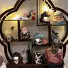 La Historia de Zhen Huan Exhibidor de Flores de Ciruelo Mesa Pequeña Adornos de Escritorio Decoración de Compromiso Exhibidor de Escritorio. Postre A52