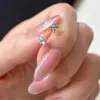 Pendientes de Trébol de Cuatro Hojas Incrustados de Diamantes Pequeños Mini Versátiles para Mujer Hierba de la Suerte Pendientes Pequeños Transparentes Exquisitos Pendientes para Dormir