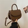 Bolsa de Mão Retrô Nicho 2024 Nova Moda de Outono Coreana Crossbody Bag All-match elegante bolsa de sela de ombro