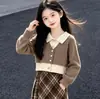 Conjunto de punto de otoño para niñas 2026 nuevo estilo conjunto de dos piezas de polo y suéter para niños mayores