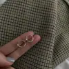 Pendientes de Aro Lisos con Pasador de Plata 925 para Mujer 2025 Nuevo Popular Diseño de Nicho Pendientes de Gama Alta Pendientes de Lujo Accesible