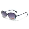 Gafas de Sol Polarizadas Estilo Nuevo para Damas Elegantes con Patillas Decoradas con Pedrería, Montura de PC, Gafas de Sol de Moda y Elegantes para Mamás, Versátiles al por Mayor