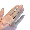 Pendientes pequeños transparentes Dongju para mujer, estilo coreano, de moda, con un temperamento en línea, para celebridades, 2022, nuevos y modernos pendientes de diseño de nicho.