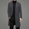 Abrigo de lana de longitud media para hombre, abrigo de color liso moderno para uso diario en primavera y otoño, disponible en varios colores y tallas, estilo ligero para hombres jóvenes