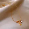 Collar con Colgante de Flor de Estrella Geométrica Hueca Estilo Francés, Cadena para Suéter de Lujo Ligero de Gama Alta, Accesorio de Cuello Moderno y Único