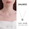 Collar de plata de ley S925 con flor de moissanita, cadena para la clavícula de diseño único, colgante de moissanita de lujo ligero y de alta gama para mujer