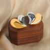 Colgante de amor con costuras bicolor en acero dorado de estilo francés, cadena de hueso de serpiente, joyería de acero de titanio, pendientes de estilo frío