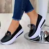 Comércio Exterior Sapatos Femininos de Sola Grossa Tamanho Grande Slip-On Sapatos Preguiçosos Casual 2025 Mocassins Sapatilhas Femininas Novo Fivela de Metal