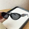 Óculos de Sol Femininos Tendência Estilo Coreano Olho de Gato Preto para Mulheres, Óculos de Sol Europeus e Americanos de Alta Qualidade, Retrô para Uso Externo Meninas Quentes, Emagrecimento para Rostos Quadrados e Redondos