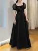 Vestido de novia ligero estilo coreano con escote cuadrado de satén, mangas cortas sencillas, sensación de alta gama, adecuado para fotografía de viajes al aire libre y banquetes, elegante vestido de novia para mujer, venta al por mayor