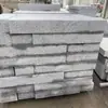 Granito Sésamo Blanco Gris Negro Bordillo Piedra Plana Bordillo de Carretera Hueco para Árbol Borde de Macizo Piedra Plana Quemada Piedra
