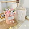 Venta caliente estilo Chanel tejido de felpa mano sosteniendo flor regalo para novia amiga amante Día del Maestro regalo de cumpleaños