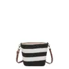 Nova Bolsa de Palha com Design de Nicho Nova Tecida Fashionable Personalidade Viagem Fotografia Bolsa de Ombro Tipo Balde Transversal para Mulheres