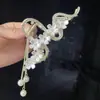 Flor de Aleación de Gama Alta Incrustada con Diamantes y Borlas, Elegante Diadema Clip Pasador para el Cabello para Mujeres, Exquisito Clip de Tiburón para el Cabello en la Parte Posterior de la Cabeza
