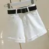 Shorts jeans femininos verão novo 2020 moda versátil modelador estilo coreano perna larga barra dobrada linha A hot pants moda ins