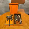 Miu Wind Agua Alcalina Pan Llavero Otoño e Invierno Maillard Lindo Colgante de Pan Pareja Estudiante Decoración de Mochila Escolar