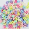 Cuentas de Acrílico Color Macarrón Doradas Perforadas Letras Inglesas 26 Piezas para Pulsera Collar DIY Accesorios de Joyería