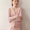 Nuevo Suéter Cardigan de Punto Jacquard con Encaje y Cachemira para Mujer Otoño e Invierno 2026 Color Sólido Holgado Suéter Base de Punto