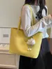 Bolso grande de alta gama para mujer 2026 nuevo de moda verano popular moda para ir al trabajo bolso de hombro único bolso tote de gran capacidad