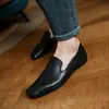 Mocassins baixos retrô de pele de cordeiro super macios, não machucam os pés, slip-ons brancos, mocassins estilo old money para mulheres, sapatos de vovó