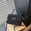 Bolso Coreano de Nicho para Axila para Mujer 2026 Nuevo Bolso de Mano de Moda Cuadrado Pequeño Diseño Único Elegante Bolso Cruzado