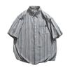 Camisa Rayada para Hombre Verano Moda Suelta Casual Manga Corta Camisa Abrigo Marca Moderna Estilo Hong Kong Dúplex Guapo Top de Media Manga