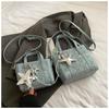 Bolso tipo cubo bandolera de mezclilla con incrustaciones de diamantes para mujer 2025 Nueva moda Versátil de alta gama Transfronterizo Hombro Bandolera